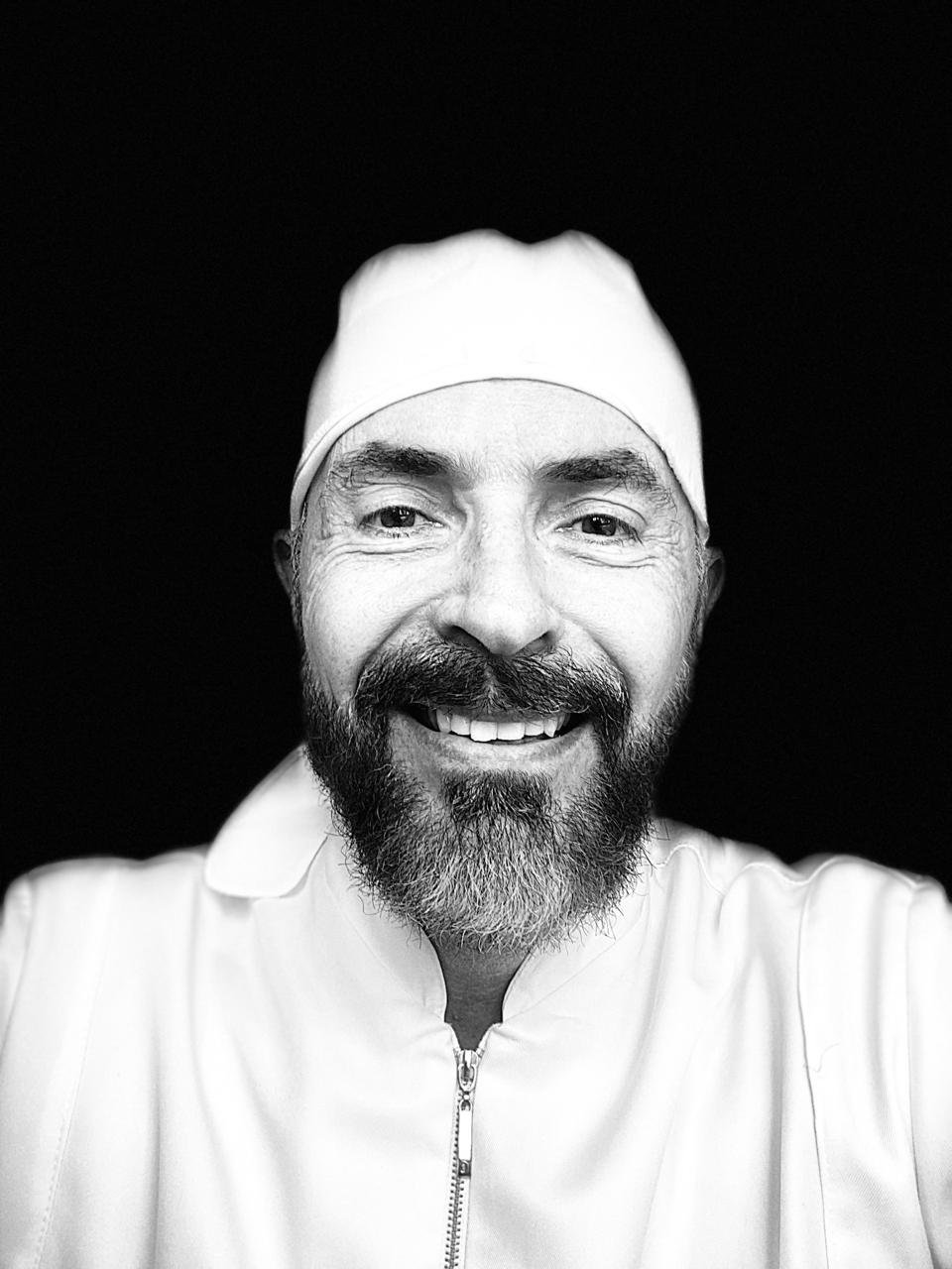 Dr. Helton Tavares - Odontologia Estética em Belo Horizonte